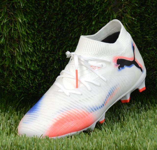 プーマ PUMA フューチャー 8 プロ FG/AG JR ジュニア サッカースパイク