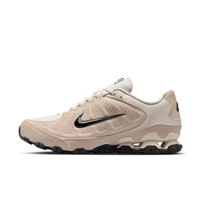 NIKE(ナイキ) ナイキ リアックス 8 NSW SL スポーツスタイル シューズ スポーツカジュアルシューズ IR5118200