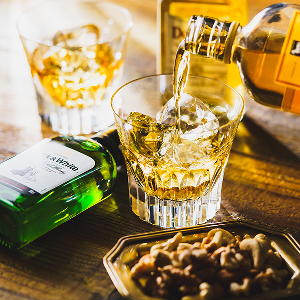 ウイスキーファン様 WHISKY MEW 『デビルマン』『マジンガーZ』ラベル・ウイスキー