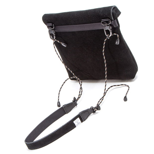 アッソブ ウェータープルーフ スウェード サコッシュ ショルダーバッグ