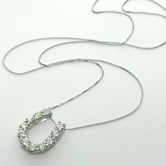 Pt900 ダイヤモンドネックレス馬蹄＜ホースシュー 1.0ct 11石極上の 