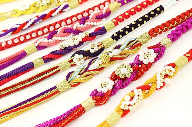 呉服屋 正絹 振袖用 帯締め 帯〆 飾り付き 女性用 着物 浴衣 振袖 おしゃれ 特価 和小物 和装 カラー プレの通販はau Pay マーケット 安売り天国とせん