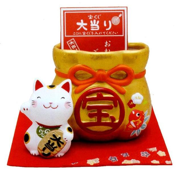 招き猫宝くじ入れ 手作り素焼き陶器細工和雑貨なごみ 猫グッズ の通販はwowma 季節の和雑貨 京都 和匠ポラーコ