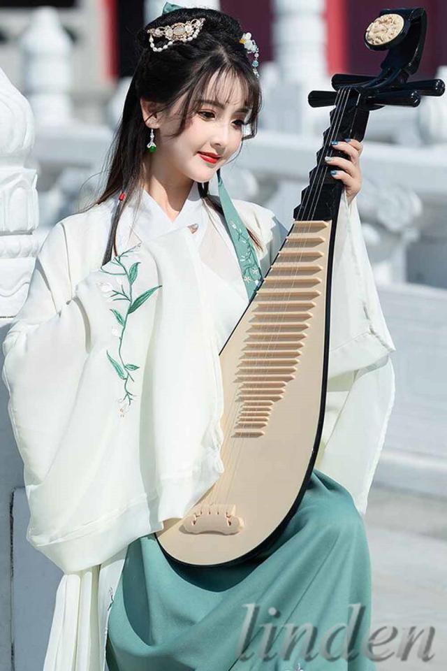 新元号 令和 記念 漢服 唐装 改良漢元素 刺繍 女性 5点セット 女の子 スカート コス服 中華服 写真撮影 古風 仮装 学園祭 おしゃれの通販はau Pay マーケット Linden コレクション