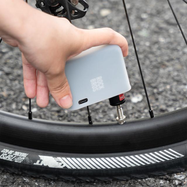 電動空気入れ 自転車 圧力計機能 LED画面 携帯 仏式 米式 コンパクト 小型 軽量 Type-C 充電式 ロードバイク クロスバイク ロックブロス ROCKBROS
