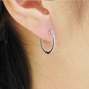 ダイヤモンド ピアス フープ プラチナ 900 中折レ エタニティ ラウンド スレンダーの通販は ダイヤモンド ピアス フープ プラチナ 900 中折レ エタニティ ラウンド スレンダーの通販は