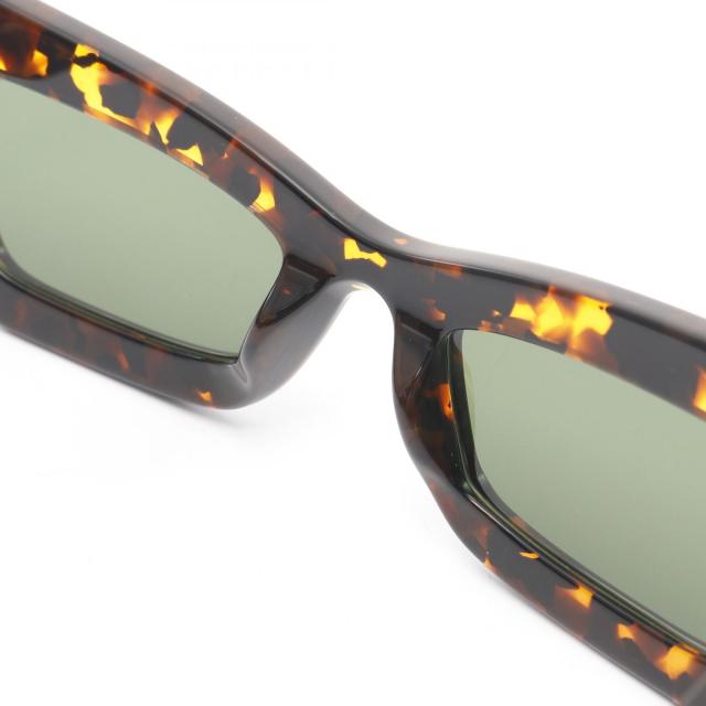 オフホワイト OFF-WHITE アーサー サングラス 衣料品 プラスチック