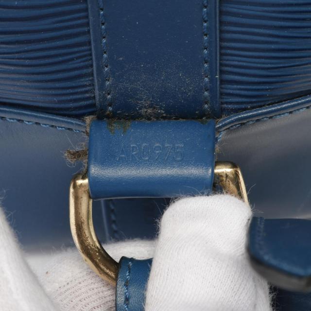 ルイ・ヴィトン LOUIS VUITTON ランドネPM エピ トレドブルー ショルダーバッグ バッグ レザー レディース ブルー系 M52355 【中古】 ルイ・ヴィトン LOUIS VUITTON ランドネPM エピ トレドブルー