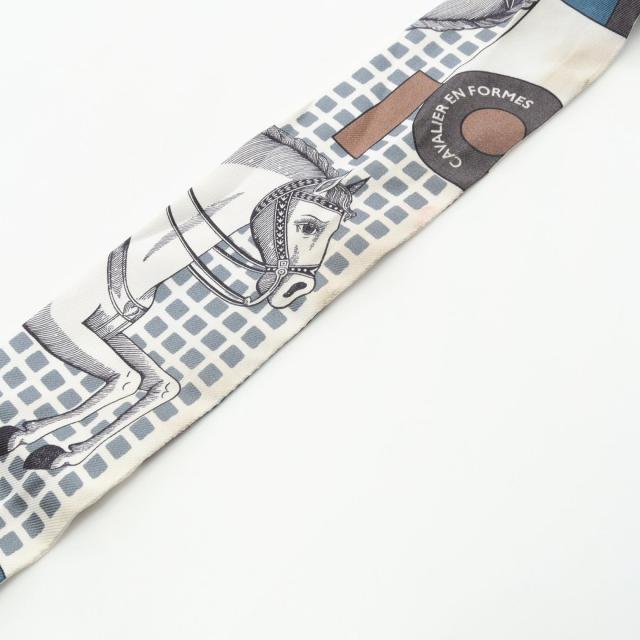 エルメス HERMES ツイリー CAVALIER EN FORMES スカーフ 衣料品 シルク  