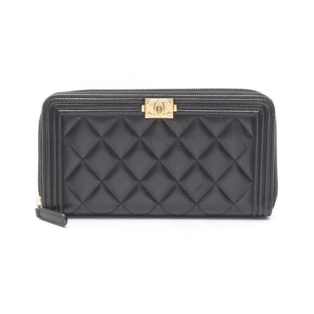 CHANEL 黒 レザー 長財布 マトラッセ CHANEL レザーマトラッセ長財布