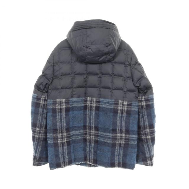 モンクレールガムブルー MONCLER GAMME BLEU ダウンジャケット 衣料品