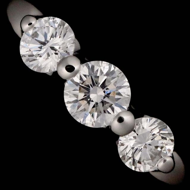 トリロジー TORILOGY ダイヤ 0.272ct/0.188ct/0.183ct リング 9