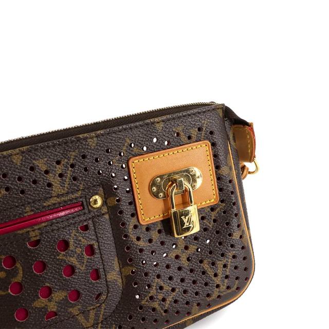 新品同様 ルイ ヴィトン バッグ モノグラム ペルフォ ポシェット アクセソワール ハンド ヴェール レディース 90278687 【中古】ブランド ルイ ヴィトン バッグ モノグラム ペルフォ ポシェット アクセソワール