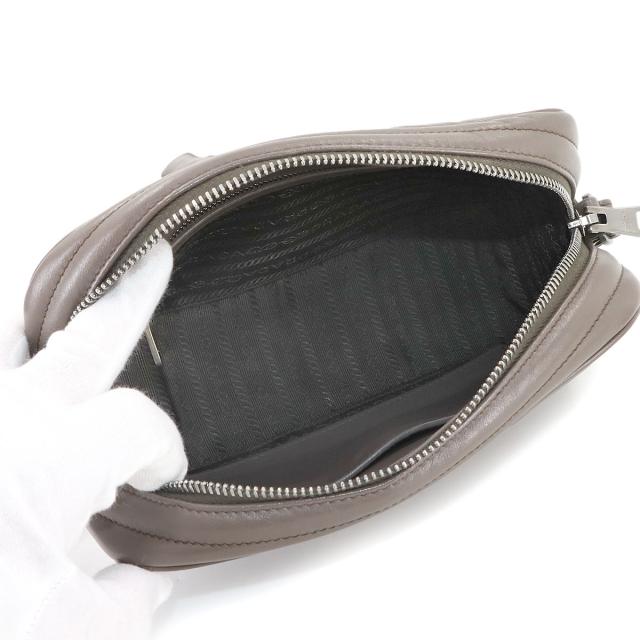 美品 プラダ バッグ ダイアグラム チェーン ショルダー バッグ レザー