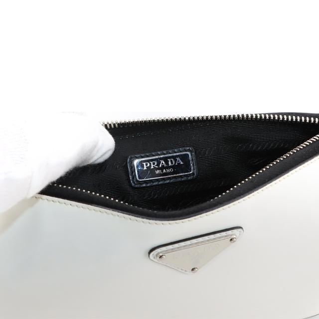 プラダ バッグ ショルダー バッグ レザー ホワイト ブラック 2VH129