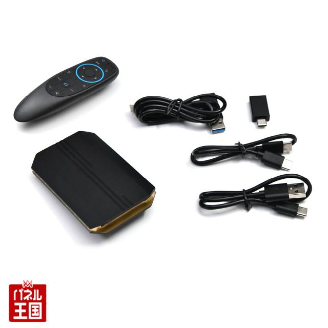 Mercedez-Benz COMAND システム NTG 5.5にApple CarPlay が搭載されている車両であれば本製品をUSB 接続するだけで、 Bluetooth リモコンによる操作でタッチレスモニターでも簡単に純正ディスプレイにYouTube やNetflix などの動画視聴が可能 ユーチューブ