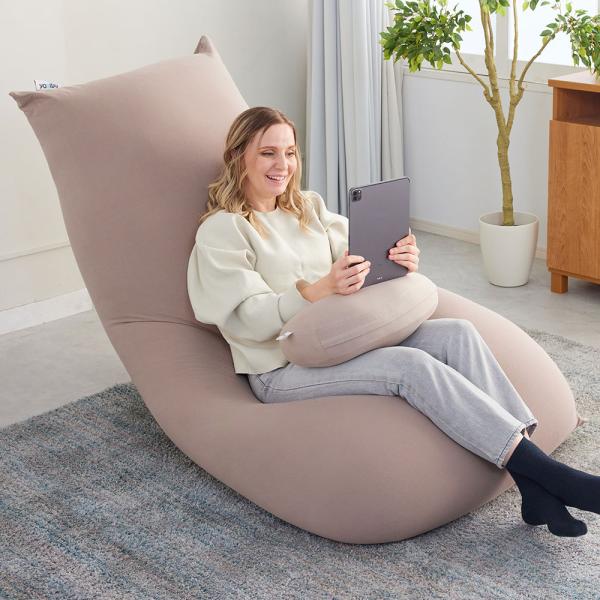 プレゼント用や自分用に最も売れている「Moon Pillow（ムーンピロー