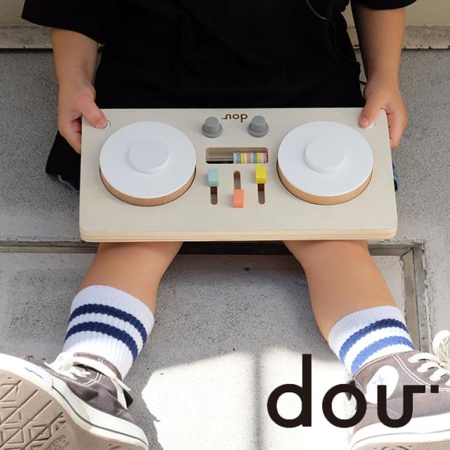 木のおもちゃ 女の子 男の子 3歳 4歳 DJ 音楽 送料無料 おもちゃ #003 little DJ 知育玩具 dou? 木製 おもちゃ【ph-A】 クリスマスプレゼントの通販は