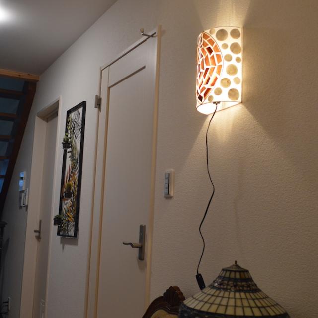 送料無料 ブラケットライト セミサークル モチーフa ムードライト 寝室照明 間接照明 照明 リビング 玄関 アジアンテイストの通販はau Pay マーケット 三和ポチット