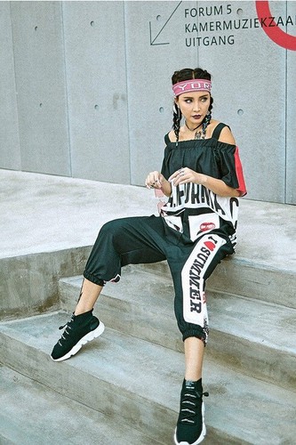ダンス衣装 Danceファッション Hiphop系 原宿系 個性派ファッション ストリート系 ゆったりデザイン インパクトありオールインワンの通販はau Pay マーケット D M L ダンス ストリートファッション