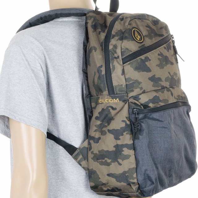 VOLCOM バックパック　リュックサック　ブラック\u0026カモフラージュ