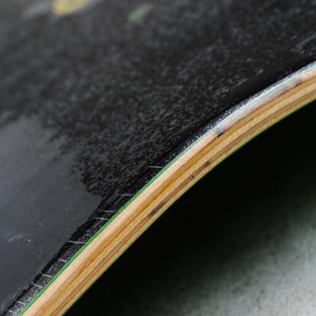 PRIMITIVE プリミティブ スケボー デッキ NUEVO BLACK GOLD TEAM DECK