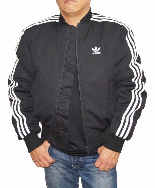 アディダス オリジナルス ジャケット 黒 スリーストライプ Dh5031 メンズ 冬物 Ma 1 ブラック 防寒 防風 耐寒 保温 の通販はau Wowma Ranunculus