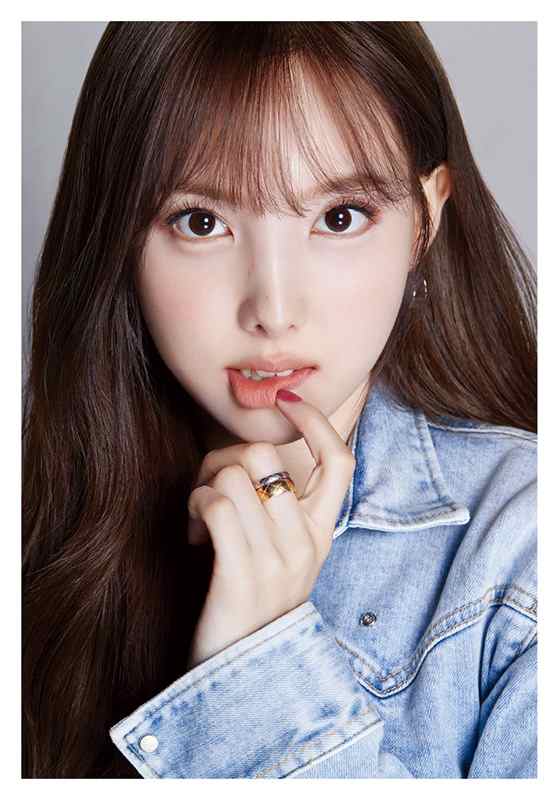 通販 送料無料  Dicon PAY 新品未開封の通販はau version NAYEON TWICE D'FESTA アイドルグッズ