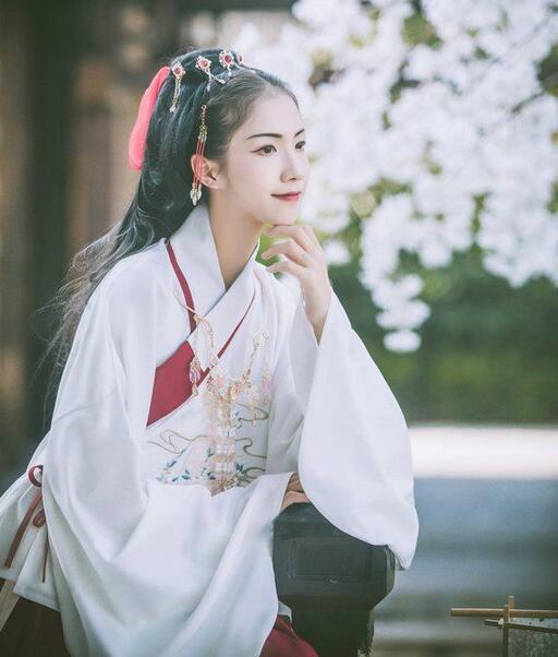 改良漢服 レディース 中華服 中華風コスプレ衣装 大人華流ステージコスプレ衣装 振袖 パーティー 学園祭 宮廷風 ダンス衣装 撮影 二次元の通販はau Pay マーケット 岩見洋服店