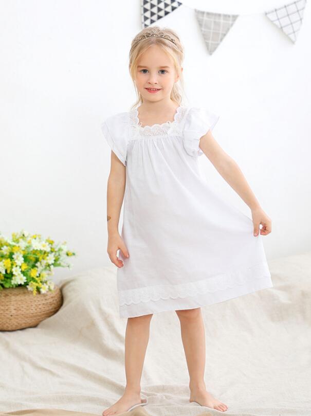 送料無料 子供ルームウエア パジャマ キッズ 女の子 女児可愛いワンピースパジャマ 半袖 コットン ゆったり寝間着 出かけも着用可 白 ナの通販はau Pay マーケット 岩見洋服店