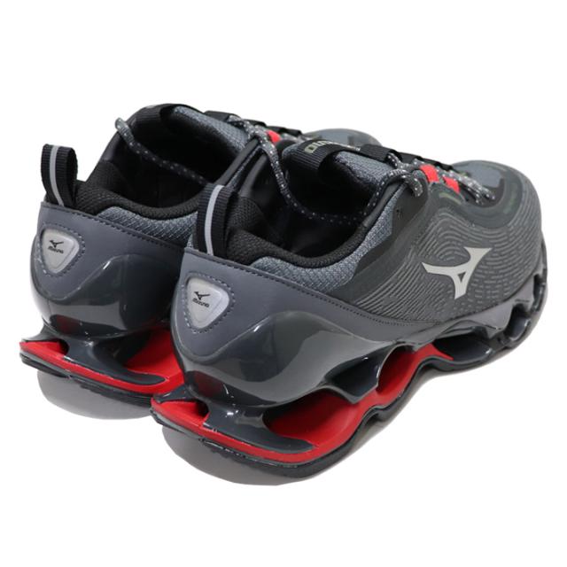 ミズノ スニーカー メンズ ランニングシューズ ダークグレー×シルバー×レッド MIZUNO WAVE PROPHECY 13.2_2