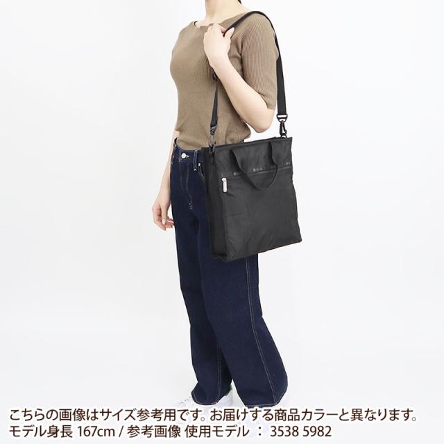 ほぼ未使用】 DIESEL デニムトートバッグ 嬉しかっ ライトブルー
