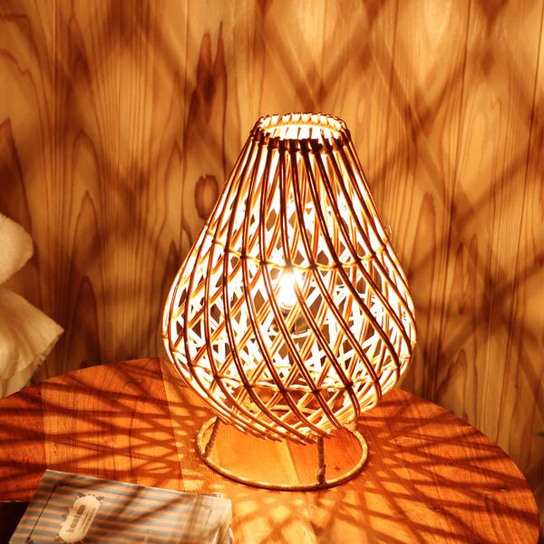 ラタン ランプ アジアン バリランプ スタンドライト 間接照明 ラタン ランプ サロンアジアン サロン 照明の通販は 5,322円