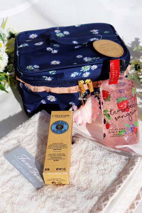 ロクシタン ギフト 選べるフレーバー ロクシタンハンドクリーム ギフト マーガレット バニティポーチ バブルバス フェイスタオル ギフト の通販はau Pay マーケット ロクシタン ジルスチュアート ギフト トレフール Au Pay マーケット店