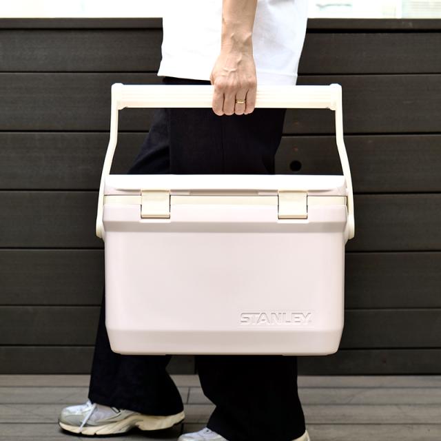 特典付】スタンレー STANLEY クーラーボックス 15.1L 01623 小型 中型