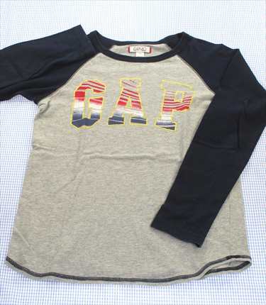 ギャップ GAP 長袖Tシャツ 140cm トップス 男の子 女の子 ジュニア