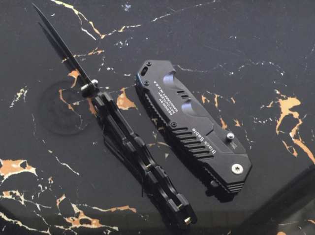 送料無料】CUSTOM ACE 黒刀 改良型 ワンハンドオープン