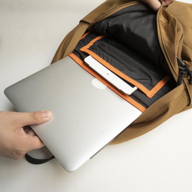 UNIVERSAL OVERALL ユニバーサルオーバーオール Slant daypack  スラントデイパック 鞄 カジュアル スポーツ アウトドア 学生 旅行 通勤 通学 メンズ レディース_4