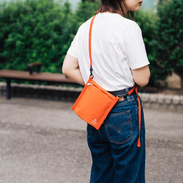 nakota × CIE GOING OUT MINI SHOULDER ナコタ シー ミニショルダーバッグ サコッシュ カバン 斜めがけ 縦型 撥水 軽量 耐水 耐久 コーデュラ メンズ レディース 日本製 アウトドア キャンプ 散歩 買い物 コラボ 別注_3