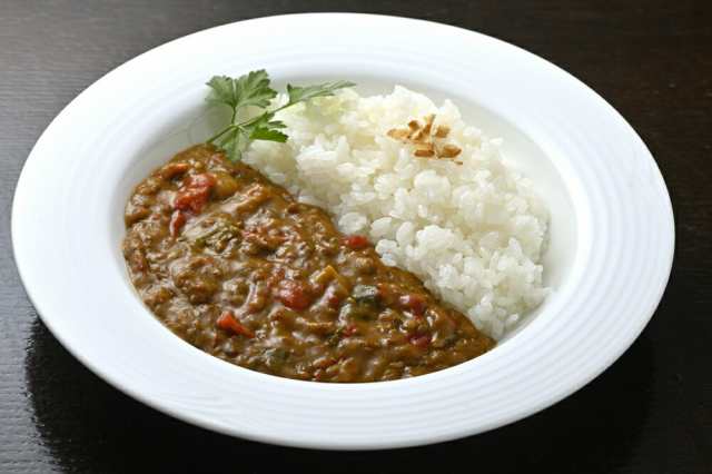 お取り寄せ　ビーフ・ポーク・大豆ミート入り野菜カレー　惣菜　マーケット－通販サイト　カレーライス　送料無料　8箱　特選レトルトカレー詰合せ　PAY　G-Call　au　PAY　飛騨牛　食通の定番　の通販はau　マーケット　キッチン飛騨　お取り寄せ