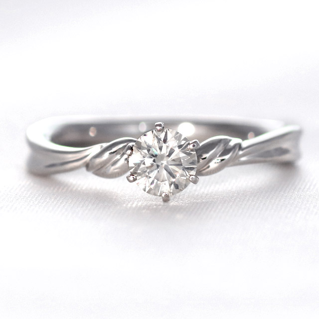 プレゼント　当店1番人気商品 婚約指輪 鑑別書付き 0.3ct プラチナ900 エンゲージリング 刻印無料 プロポーズ　ダイヤモンド_4