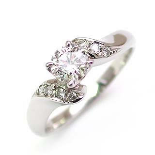 AneCan掲載 Brand アニーベル Pt ダイヤモンドデザインリング 婚約指輪・エンゲージリング メレの通販は