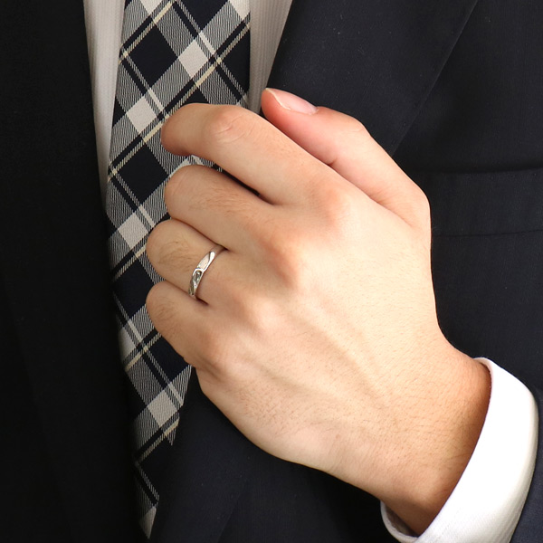 プラチナ リング 指輪 マリッジリング 結婚指輪 ダイヤモンド 彼氏 ギフトラッピング ウィスプ 誕生日 プレゼント プラチナ ダイヤモンド リング 結婚指輪 マリッジリング ウェーブ