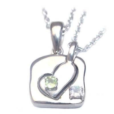 8月・6月誕生石 シルバー ペリドット・ムーンストーンペアペンダントネックレス の通販は