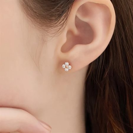 カナルヨンドシー Canal 4℃ カナル4℃ K18ピンクゴールド ピアス モアサナイト ブランド 正規品 新品 ギフト プレゼント 人気 おすすめ 誕生日 記念日 クリスマス 送料無料 ラッピング無料
