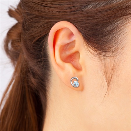 ヨンドシー 4℃ ピアス プラチナ ピアス アクアマリン ダイヤモンド