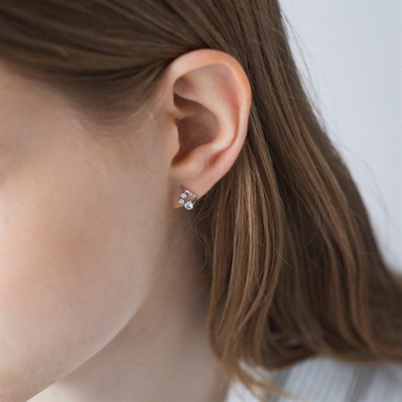 【美品】4℃　K10 WGピアス　 アクアマリン・キュービックジルコニア ヨンドシー 4℃ ピアス K10ホワイトゴールド ピアス アクアマリン