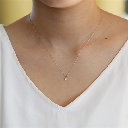 ヨンドシー 4℃ EAU DOUCE4℃ K10ピンクゴールド ネックレス ダイヤモンド 