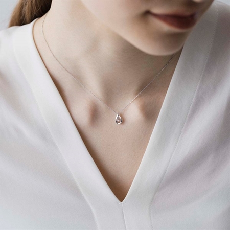 ヨンドシー 4℃ EAU DOUCE4℃ K10ホワイトゴールド ネックレス ダイヤモンド