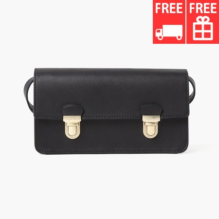 アニエスべー agnes b ショルダーバッグ aliceショルダーバッグ ブラック ブランド 正規品 新品 ギフト プレゼント 人気 おすすめ 誕生日 記念日 クリスマス 送料無料 ラッピング無料